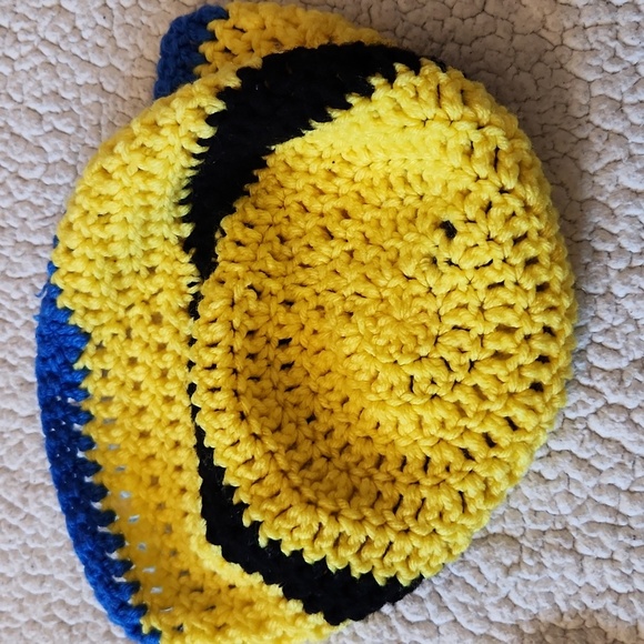Handmade Minions Crochet Beanie Hat - Picture 4 of 6